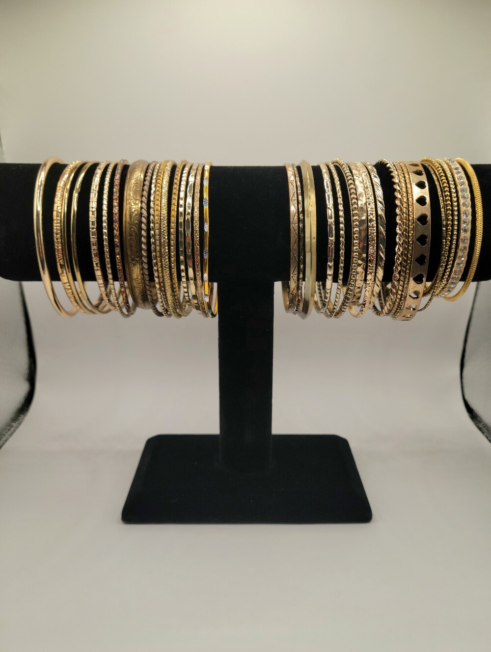 HUGE Lot of Gold Tone Bangle Bracelets - 30+ pc Mixed Texture & Stackable